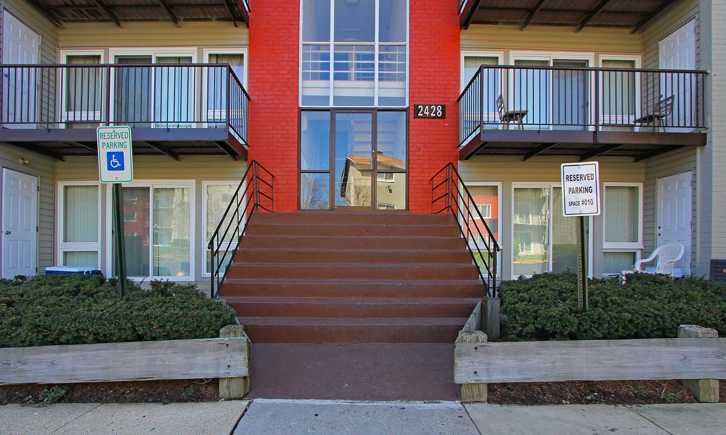 Glenrock Landing Apartments